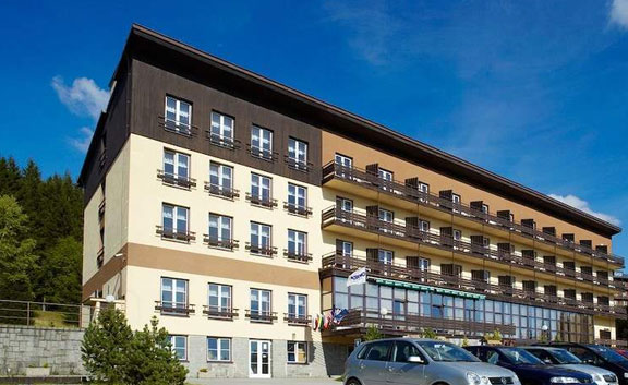 人员密集的生产加工车间,员工集体宿舍消防设